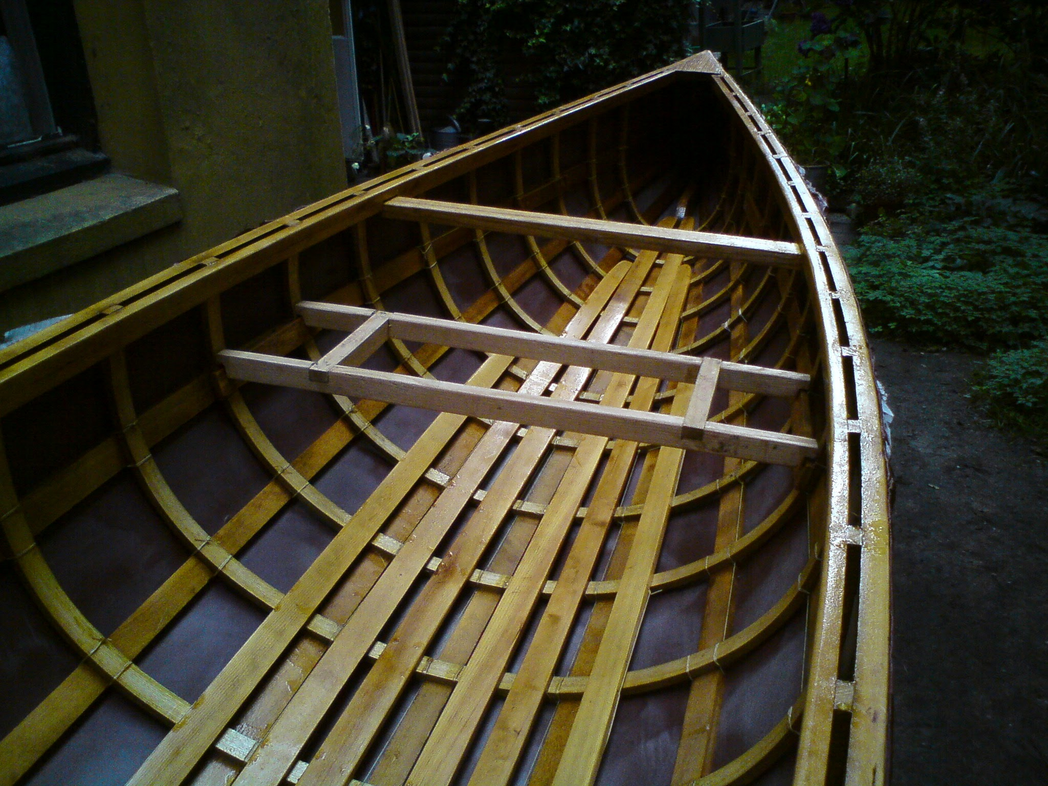 another picture of the canoe